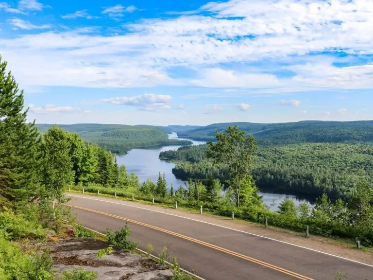 usa to canada road trip itinerary