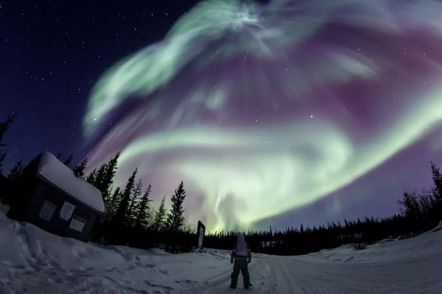 yellowknife canada best places to see northern lights