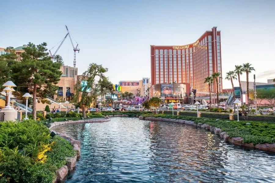 treasure island TI best las vegas hotels on the strip