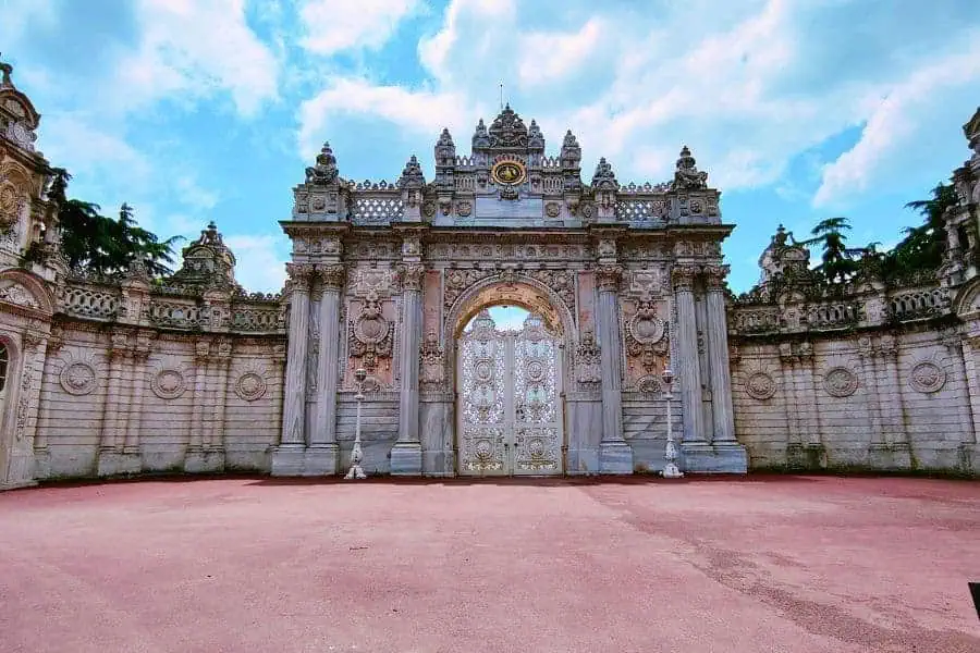 dolmabahce palace besiktas