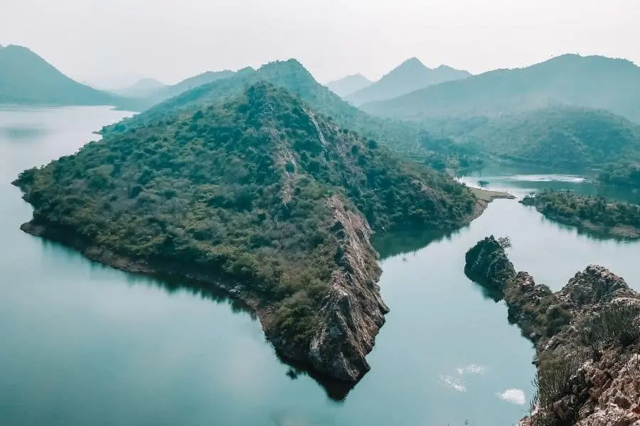 udaipur bahubali hill badi lake