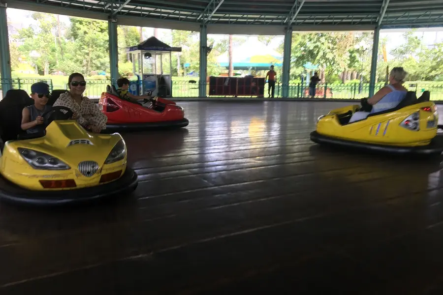 vinpearl land phu quoc bumper cars